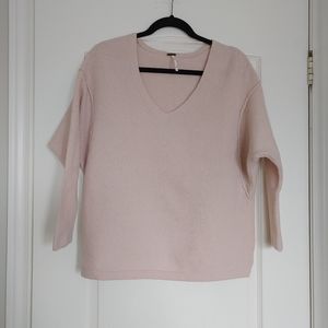 Free People V Neck Pink Sweather Size S